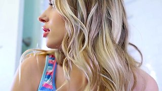 Blonde blowjob adoring skank facialized after hardcore fun