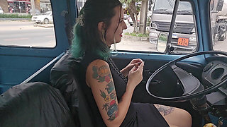 I Missed the Meeting Time Because the Kombi Stopped at the Gas Station - Movie