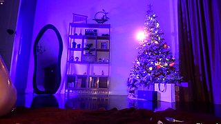 Love Chat Big Boobs Brunette Masturbating For Cam