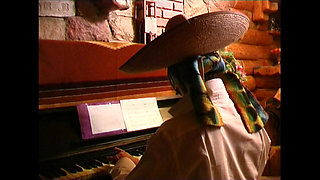 Anal defloration in vintage amateur movie