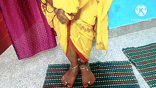 A Stranger Wet Girl Who Sheltered From the Rain, and the Man Who Let Her on Her Knees - Tamil Erotic Audio with Loud Moaning