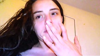 Wet Hairy Pussy - German Amateur Solo Webcam Orgasm