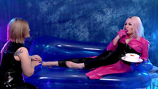 Facesitting and Licking Pussy Lesbian Rough Sex Hardcore Fuck Doggy Sex and Ass Tease Arya Grander