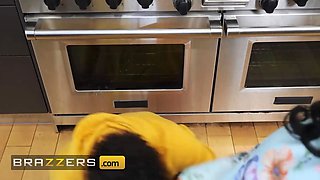 Brazzers - elsie catches her boyfriend hardcore her step-mother ebony mystique & determines to join for a steamy 3some