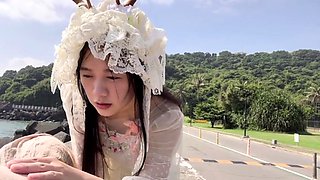Asian Babe Repays Favor With No-Condom Creampie Sex