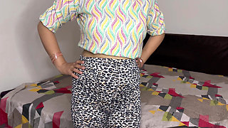 Indian Tailor Fucks Housewife's Ass on the Pretext of Taking Measurements.