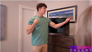 Thirsty Thea Summers Convinces Stepbro To Bang Her Juicy Pussy