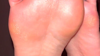 Relax to My Feet