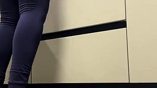 Amateur Foot Fetish Girlfriend Sucks and gives a Footjob