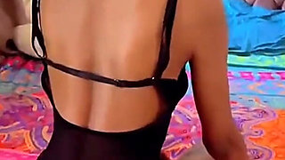 Skinny Kenyan Girl Shows Her Delicious Body