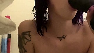 Small titted babe toys her pussy on webcam