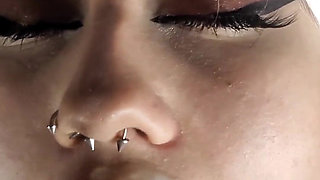 Submissive Babe Loves Getting All the Cum Out and Swallowing It All Down - Cumshot