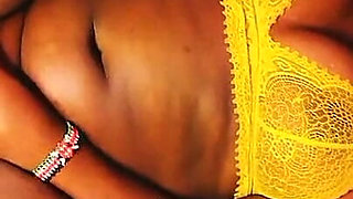 MILF Teasing Masturbation
