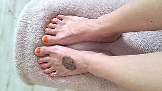 quick squirting on tattooed foot after work