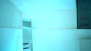 Big boob brunette masturbates on webcam