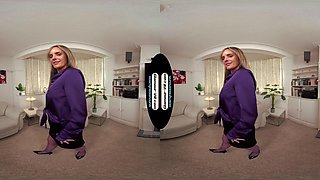 Amy Green Purple Bloused Secretary With Purple Glossy Legwear Tease - 8k Vr