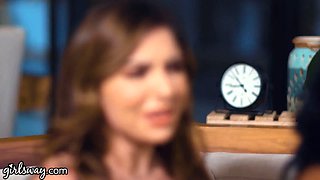 Girlsway - Keira Croft spends a never-to-be-forgotten night with her naughty besties