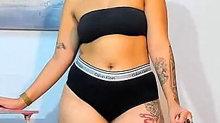 Latina with Big Ass Wants to Be Fucked by a Fans