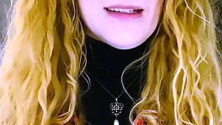 Blonde emo amateur solo masturbation