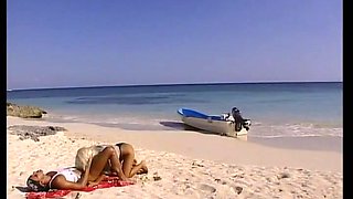 Angelica Bright Gets Her Tight Ass Fucked on Beach While the Sun Sets - Private Porn Sex Videos