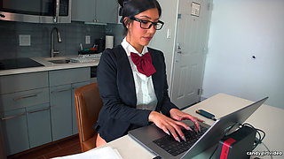 Lizzy Lust - Sexy Secretary