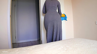 Step Stepmom Accidentally Caught Step Stepson with Boner While Morning Cleaning