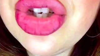 Cute amateur brunette naughty in solo jerking show on camera