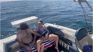 Girl In Bikini Fucks On Boat In Public And Gets Creampied