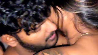 Hot Desi Video. Husband and Wife Had Hardcore Sex in the Midd Night, Fuck Har Pussy ( Tejaswini )