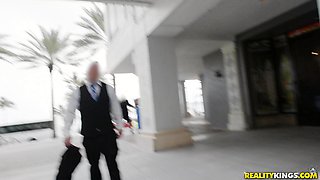 Rharri Rhound's Sultry Curves in an Outdoor Wild Affair