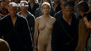 See Lena Headey's Nude Walk of Shame on Game of Thrones - Mr.Skin