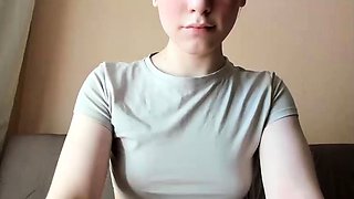 Brunette Couch Webcam Solo Fun Masturbating