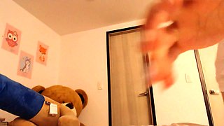 Hot amateur teen girl toying pussy in bed on webcam