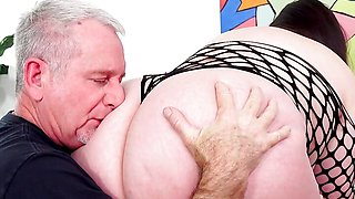 Marcy Diamond's Fat Ass Jiggles While Getting Pummeled