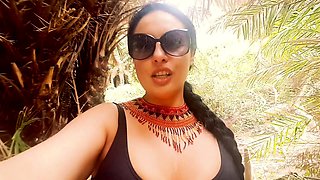 Big boob brunette masturbates on webcam