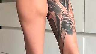 amateur his tall blonde fetish masturbating on live webcam