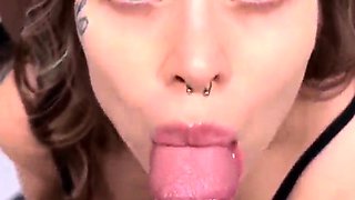 Amateur MILF blowjob cumshot