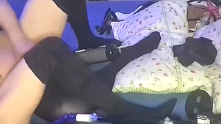 When One Cock Is Not Enough so Horny Stepmom Use a Fucking Machine to Fuck Her Vagina with a Huge Dildo