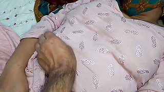 Hot Indian Aunty Sex With Son&#039;s Friend