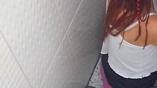 Slut Fucks in the Disco Bathroom with a Stranger Without a Condom!