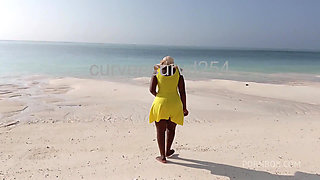 HD 4:31 Searching for Sex Baddie at the Beach Are You There