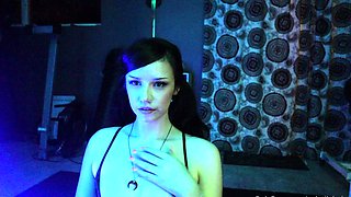 Brunette amateur teen masturbate to her boyfriend