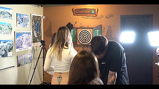 Strip-pong Stream with Argentinian Pornstars Gets Hot! Knock Knock Club