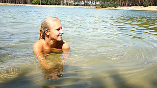 Sara Coul has great tan lines and she is ready to cum too