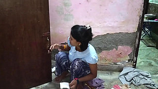 Younger Step Bother Penis Got Hard After Seeing The Beauty of Hot Sister-in-law