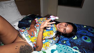 Thai housewife has the perfect pussy