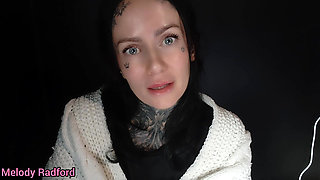 Beautiful Anglosaxon Wife Is Pregnant