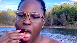 MATURE EBONY COUGAR MAKING FETISH CONTENT OUTSIDE PT 3