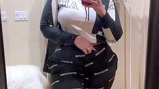 Redheaded Leggy Babe Masturbates