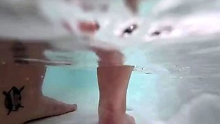 Sashacurves An Unaware Giantess Takes A Bath